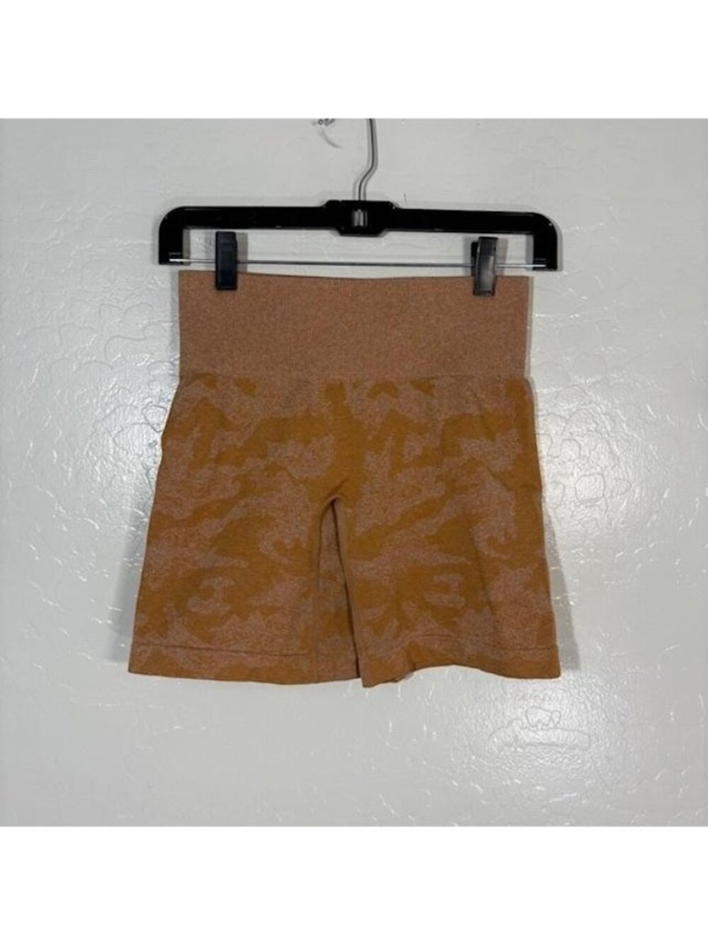 NVGTN Shorts Womens Small Brown Seamless Camo High Waist Biker Gym Yoga Athletic